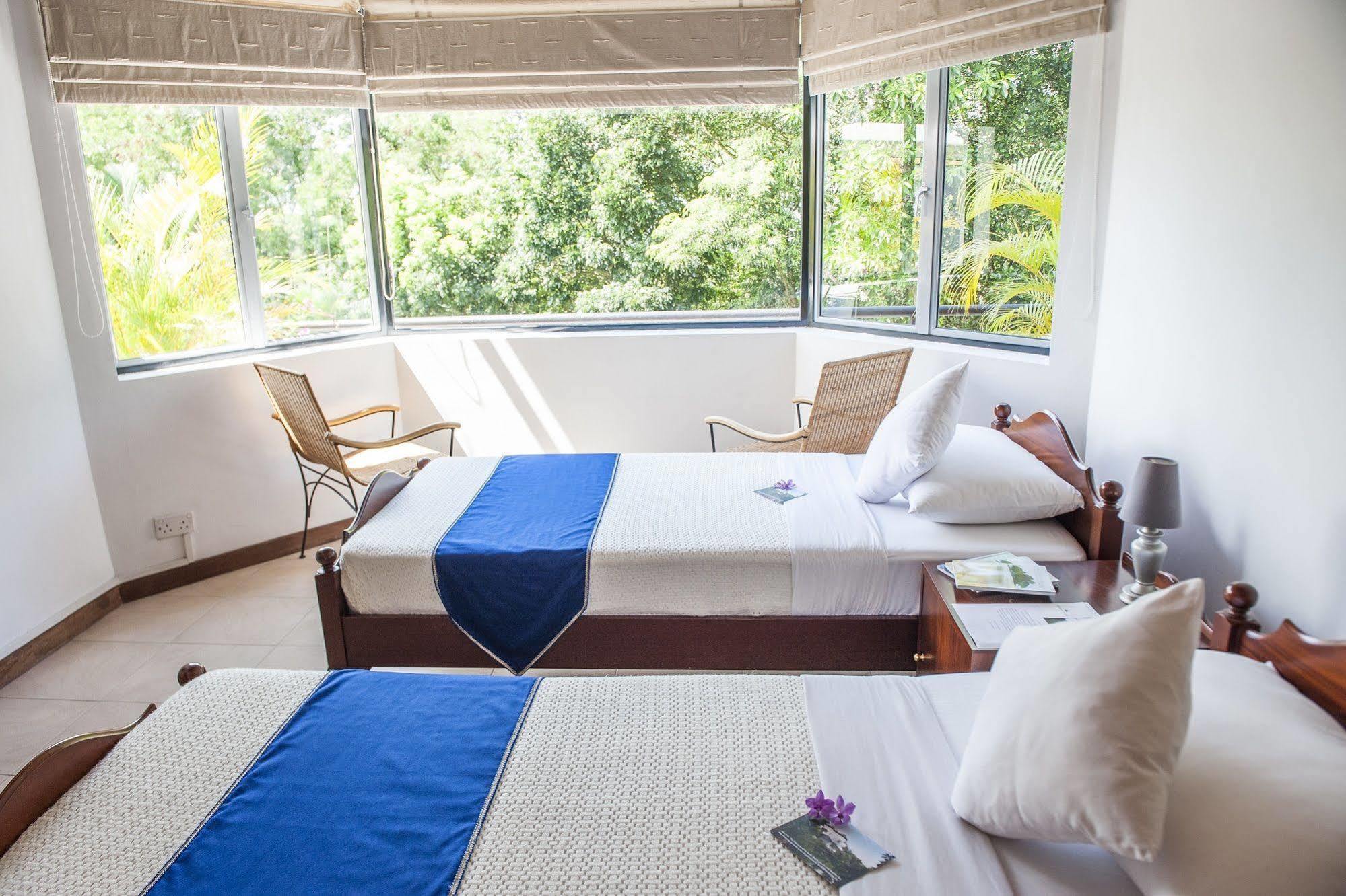 Mowbrey House Hotel Kandy Ngoại thất bức ảnh