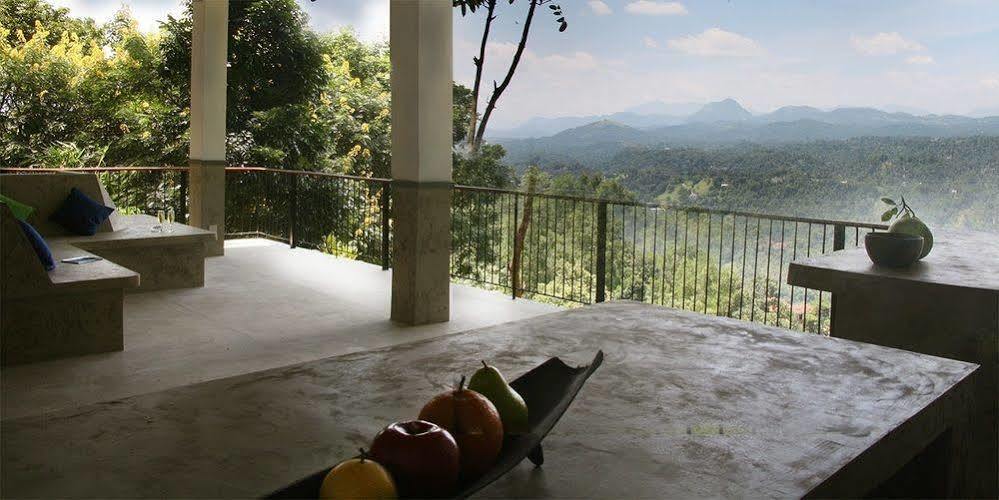 Mowbrey House Hotel Kandy Ngoại thất bức ảnh